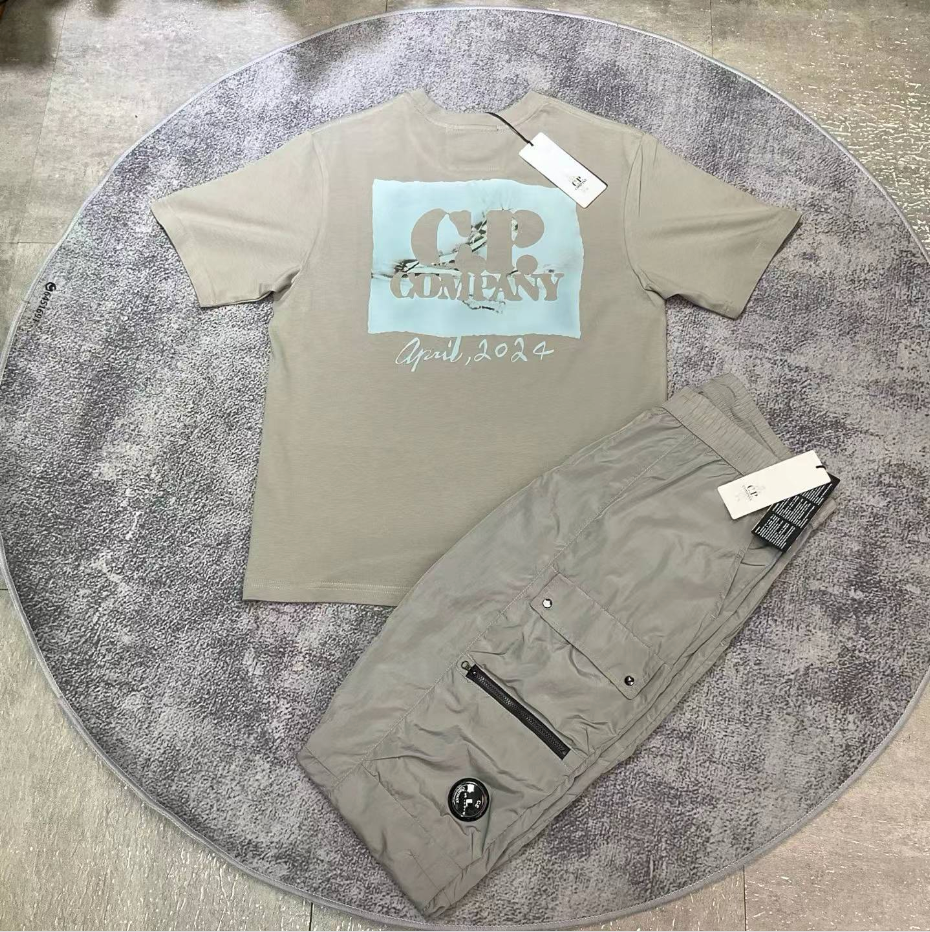 Outfit CP - T-shirt & Bas long