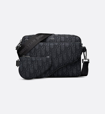 Triple Pouch Saddle