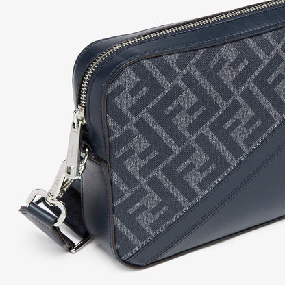 Sac Camera Fendi Diagonal Toile FF Grise et Cuir Bleu Marine